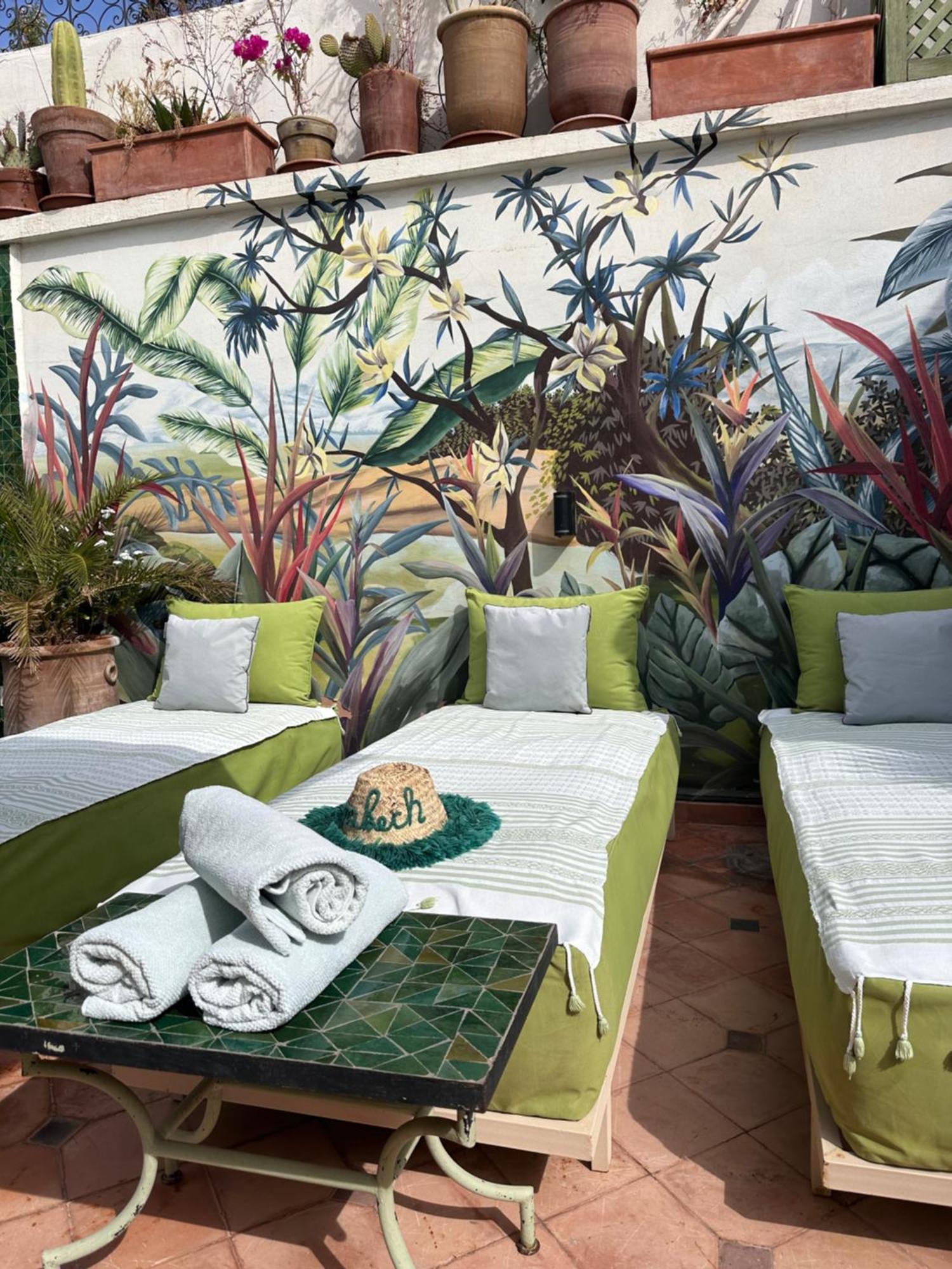 Riad Dar Adal Exclusivite 2 A 6 Personnes Petit Dejeuner Compris Place Jemaa El Fna Marakéš Exteriér fotografie